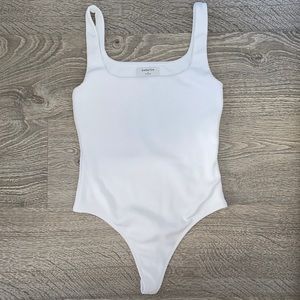 Babaton Contour Bodysuit - S - White